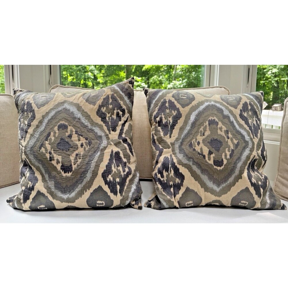 2 Kim Seybert Designer Embroidered Silk Linen Pillow Covers 20x20" Purple Ikat
